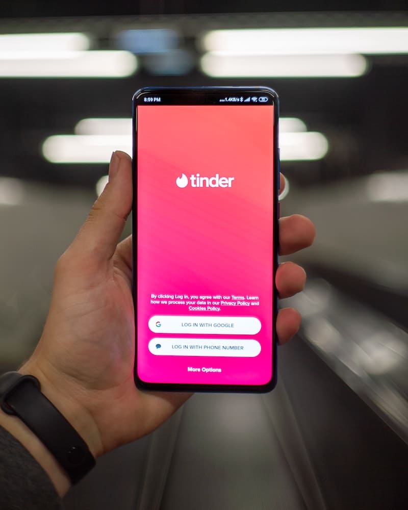 ¿De verdad es posible encontrar el amor en Tinder?